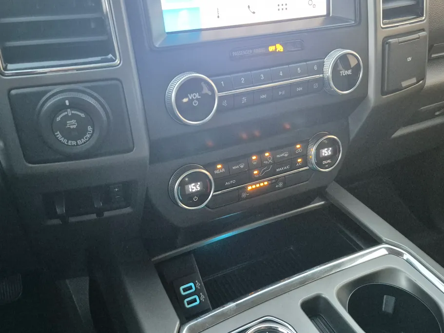 2019 Ford Expedition XLT 