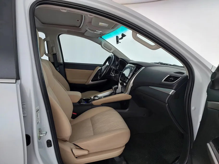 ميتسوبيشي  مونتيرو سبورت GLS-ML 2021 