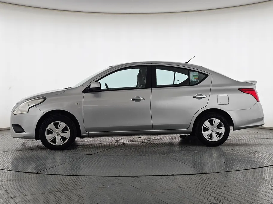 2020 Nissan Sunny SV 