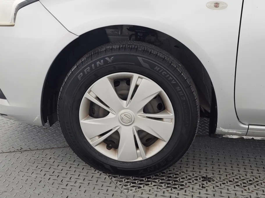 2020 Nissan Sunny SV 