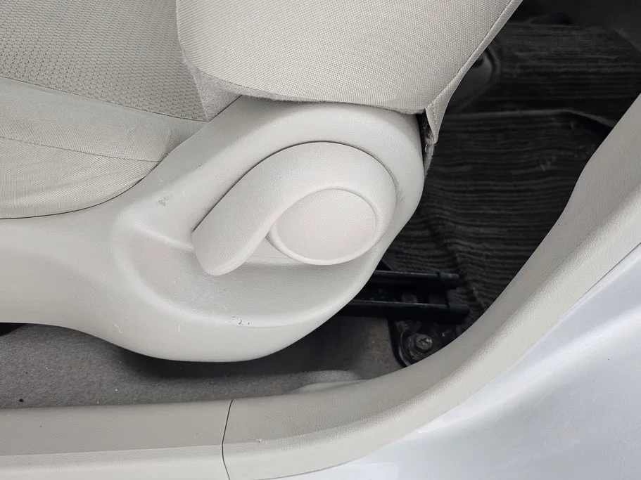 2020 Nissan Sunny SV 