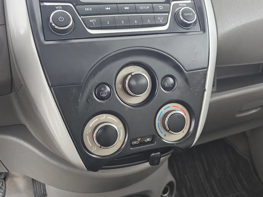 2020 Nissan Sunny SV 