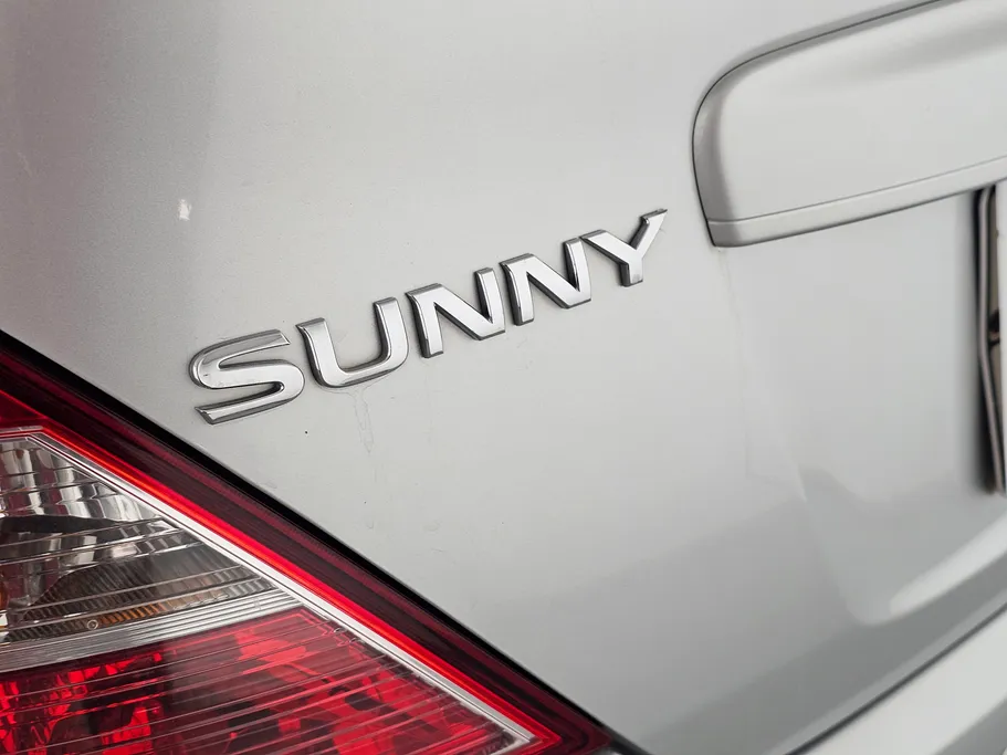 2020 Nissan Sunny SV 