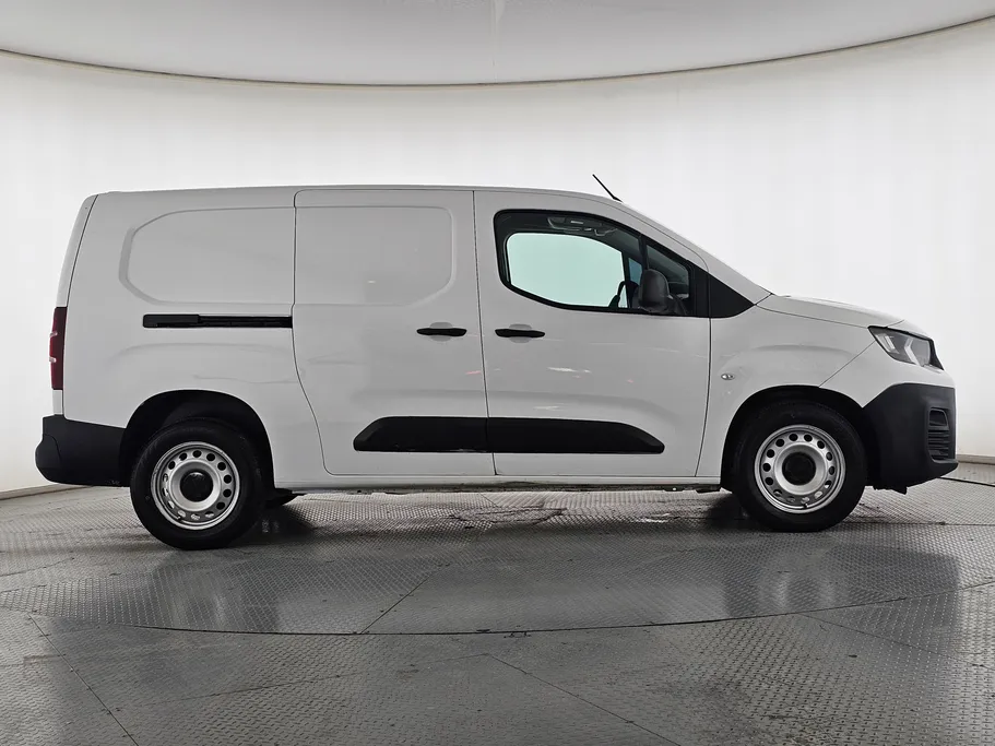 بيجو بارتنر Long van 2022 