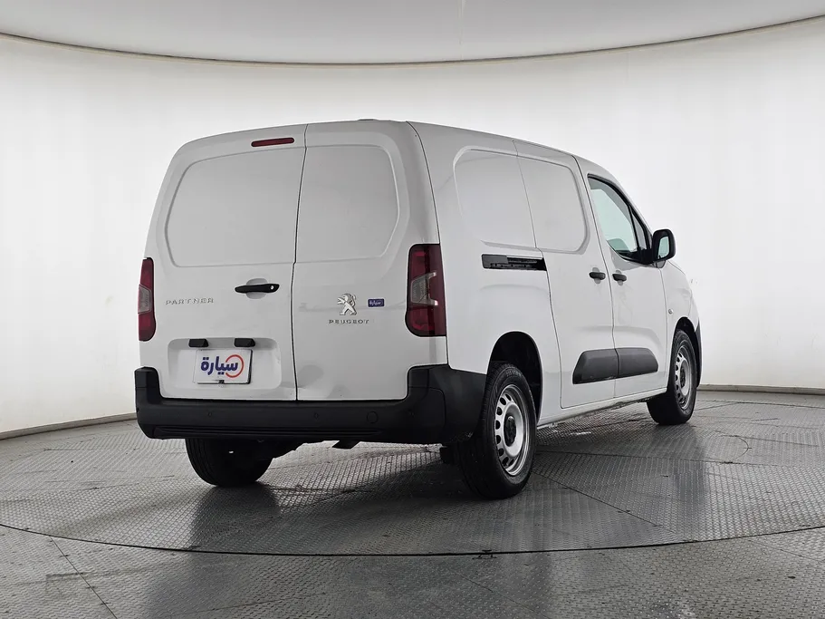 بيجو بارتنر Long van 2022 