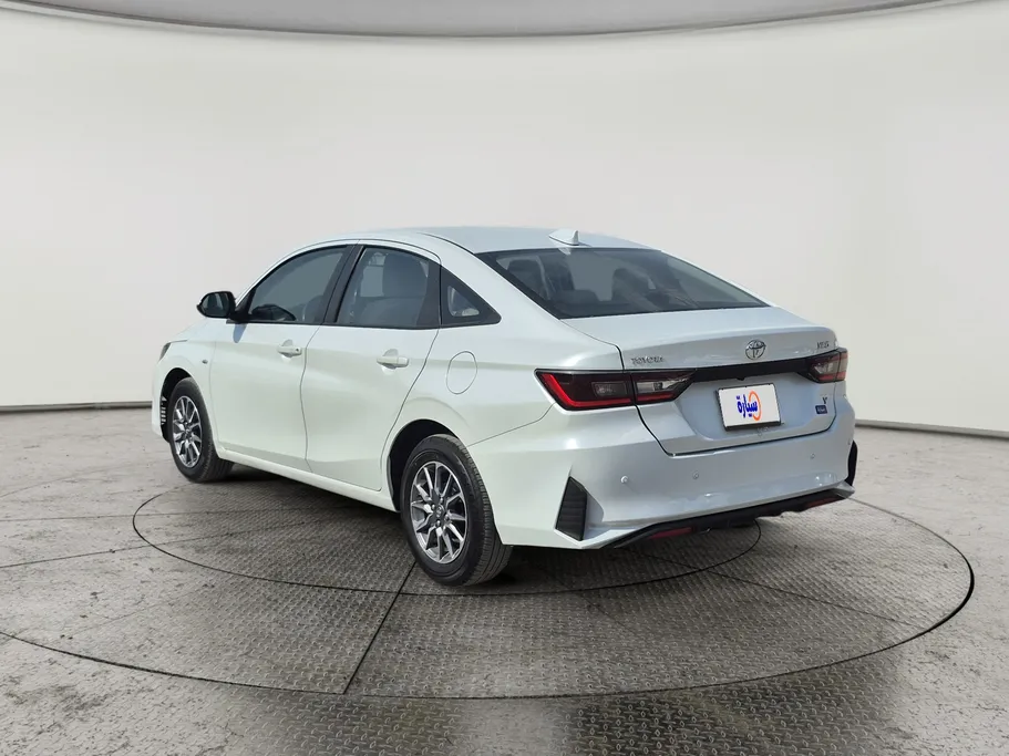 2024 Toyota Yaris  Y 