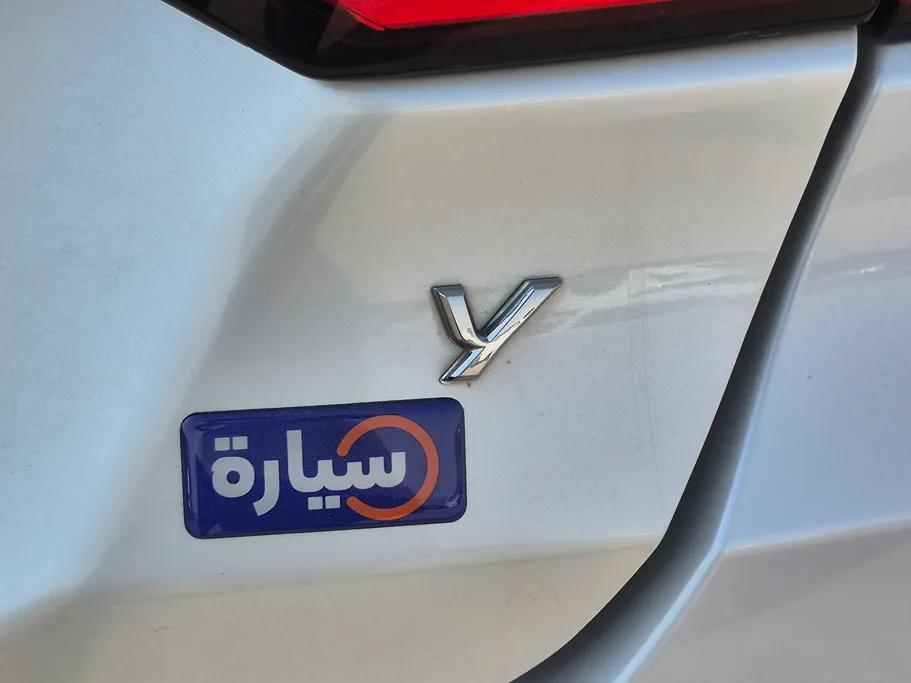 2024 Toyota Yaris  Y 