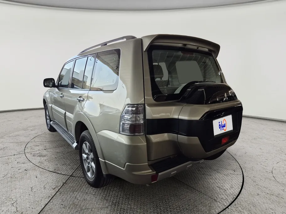 ميتسوبيشي باجيرو GLS 5Doors 2020 