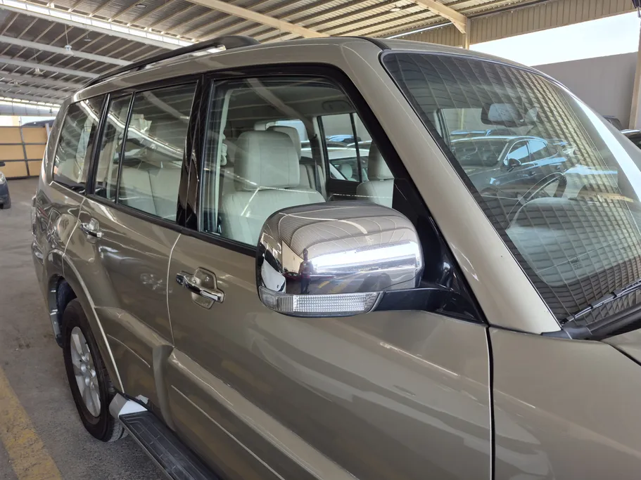 ميتسوبيشي باجيرو GLS 5Doors 2020 