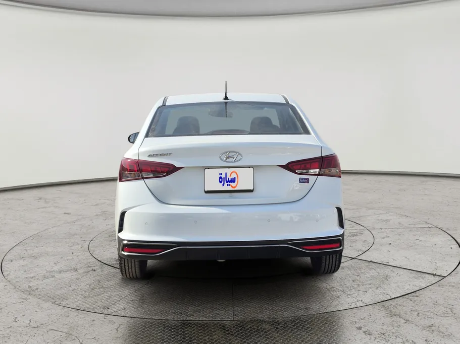 هيونداي اكسنت سمارت 2023 