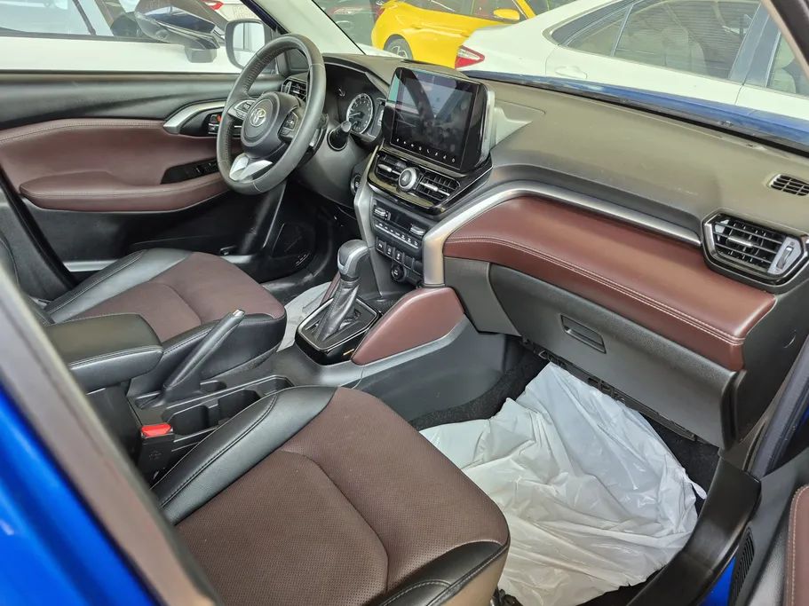 2024 Toyota Urban Cruiser GLX 