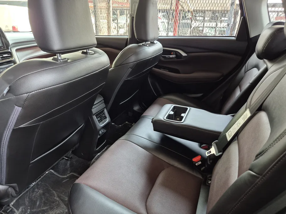 2024 Toyota Urban Cruiser GLX 