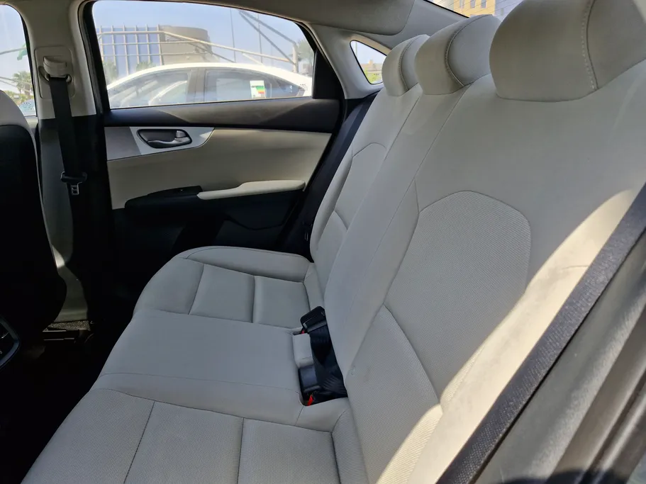 2023 Kia Cerato L 