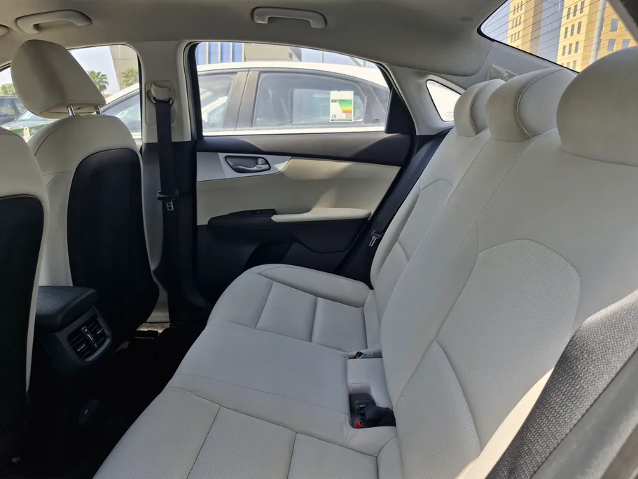 2023 Kia Cerato L 