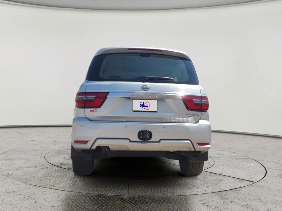 2023 Nissan Patrol Titanium 