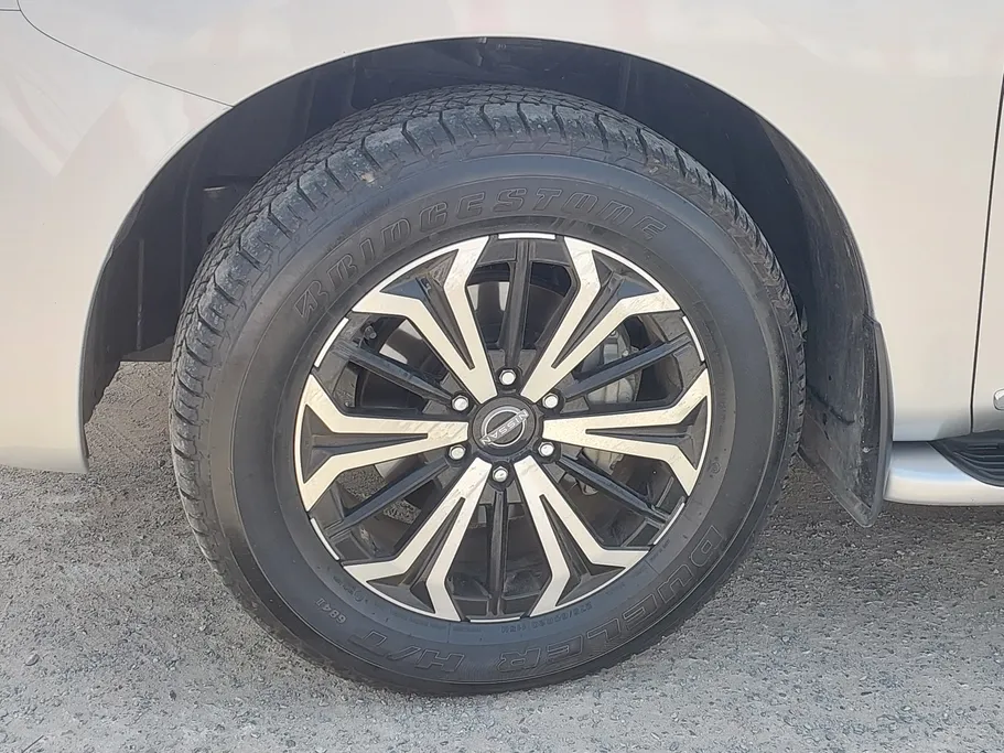 2023 Nissan Patrol Titanium 