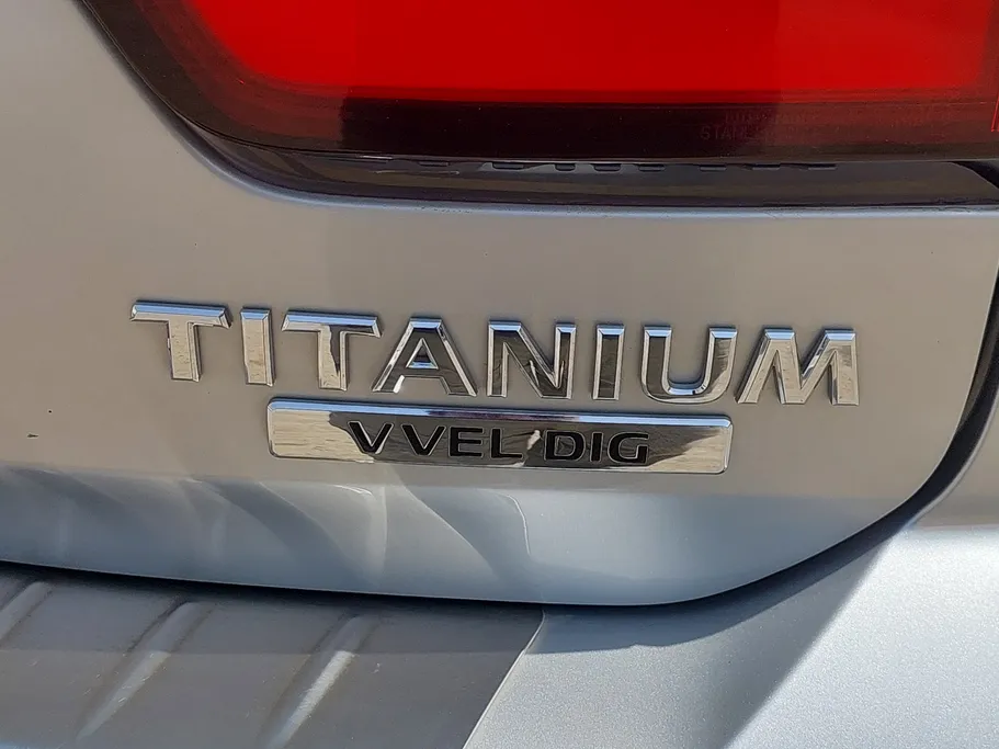 2023 Nissan Patrol Titanium 