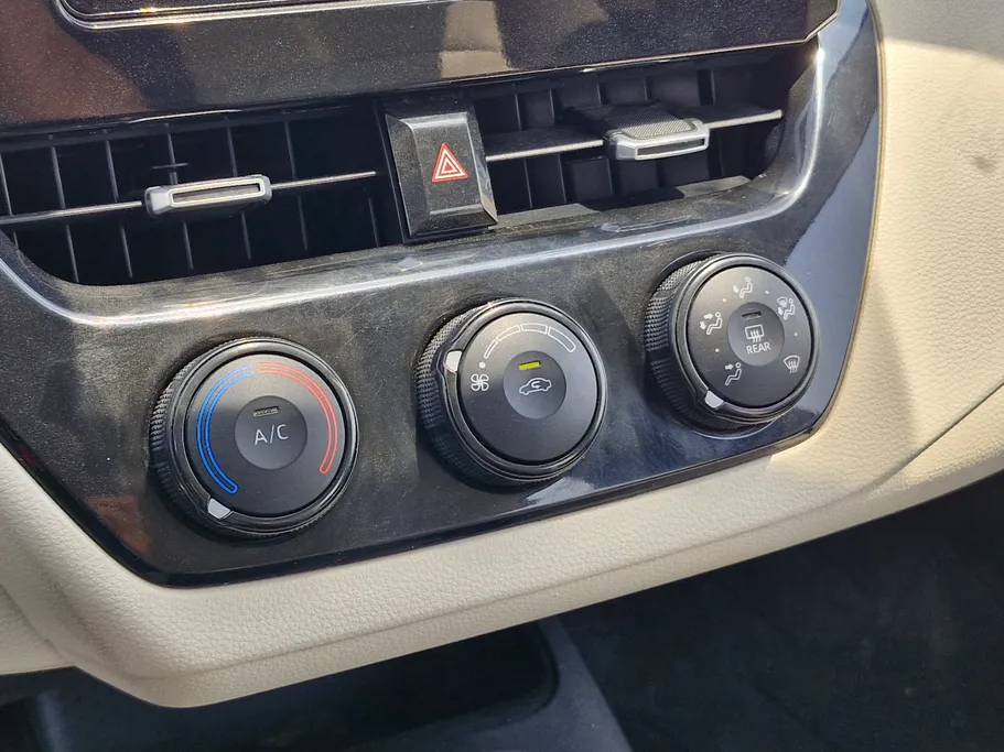 2023 تويوتا Corolla XLI 