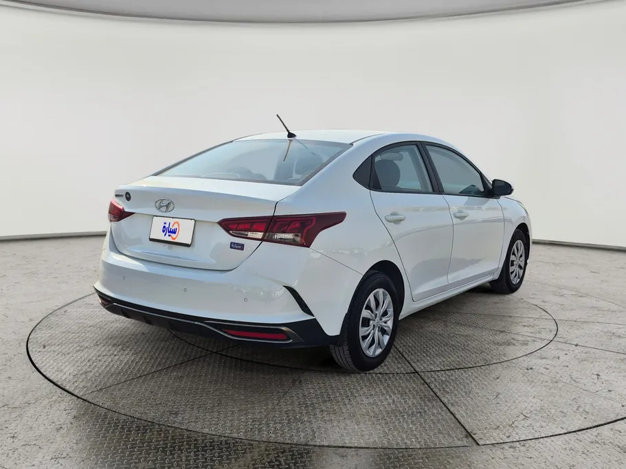 هيونداي اكسنت سمارت 2023 