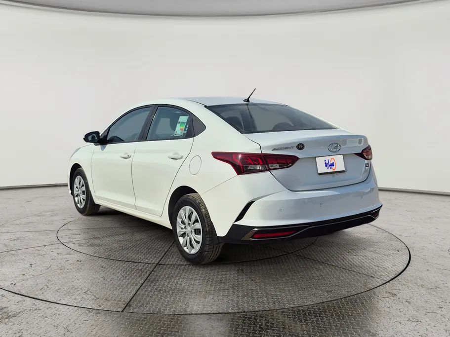 هيونداي اكسنت سمارت 2023 