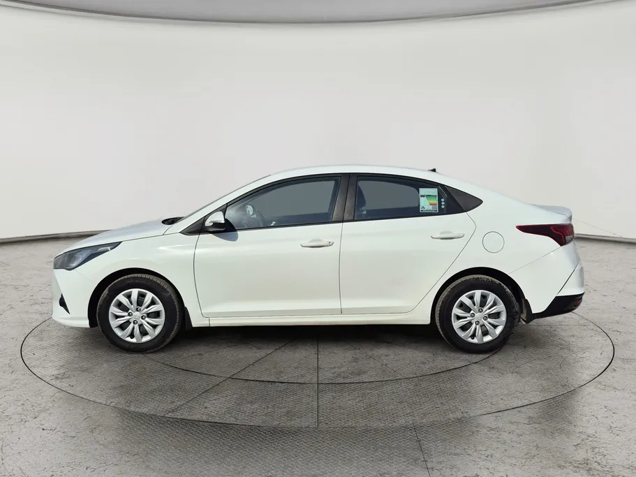 هيونداي اكسنت سمارت 2023 