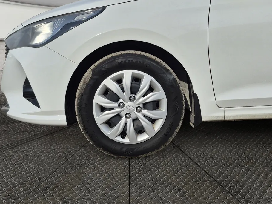 هيونداي اكسنت سمارت 2023 