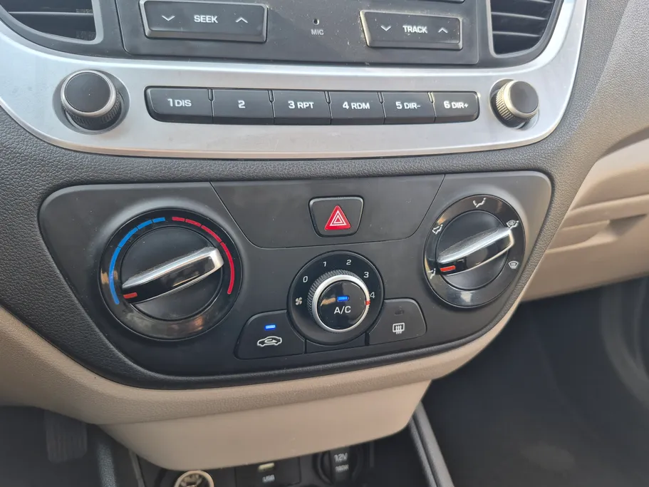 2023 Hyundai Accent Smart 