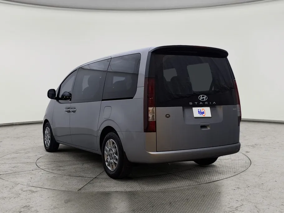 2025 Hyundai Staria Van 