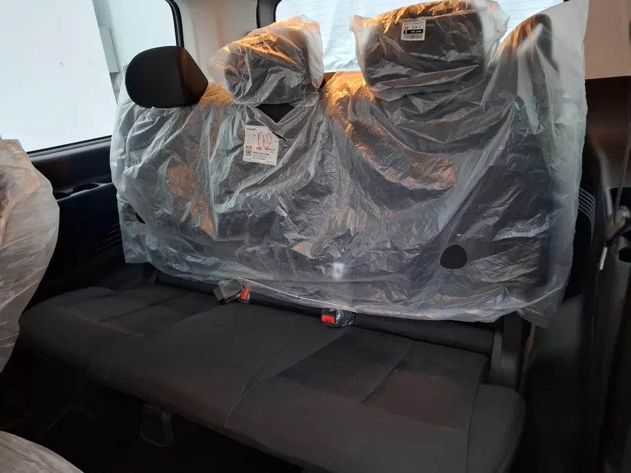 2025 Hyundai Staria Van 