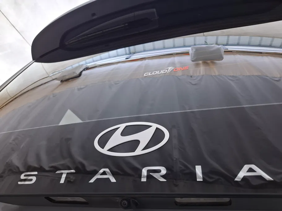 2025 Hyundai Staria Van 