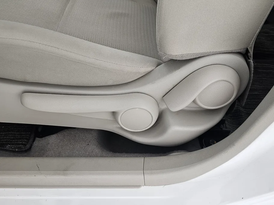 2023 Nissan Sunny SV Comfort 