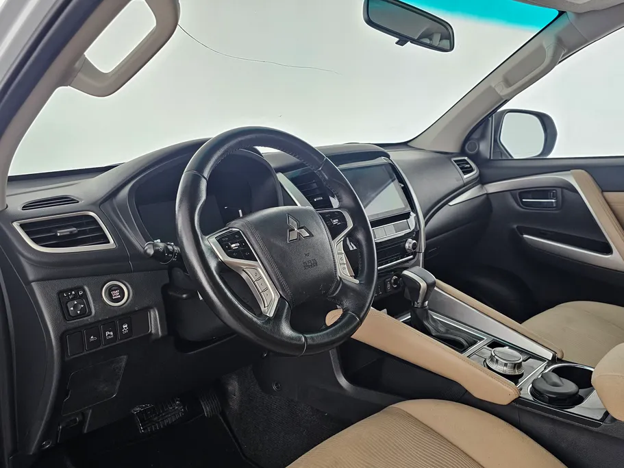 ميتسوبيشي  مونتيرو سبورت GLS-ML 2021 