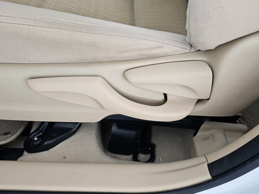 2022 Toyota Yaris  Y 
