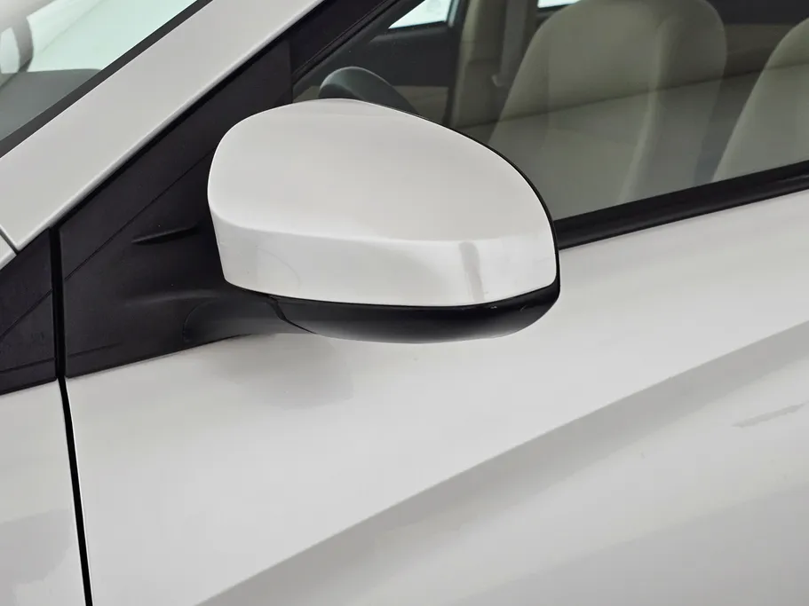 2022 Toyota Yaris  Y 