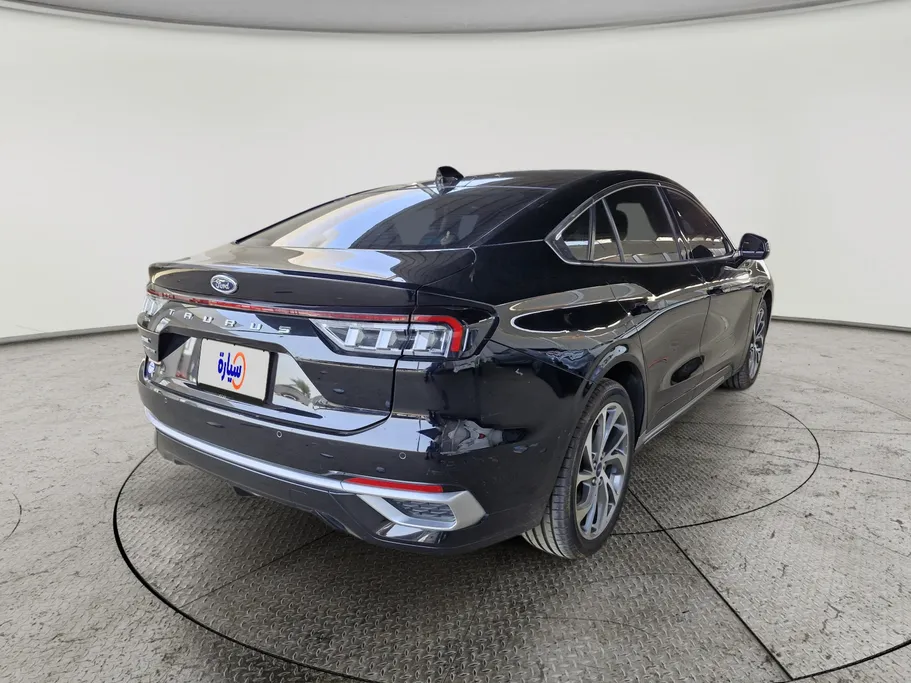 2023 Ford Taurus Titanium 