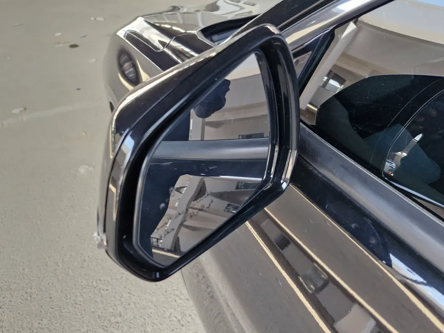 2023 Ford Taurus Titanium 