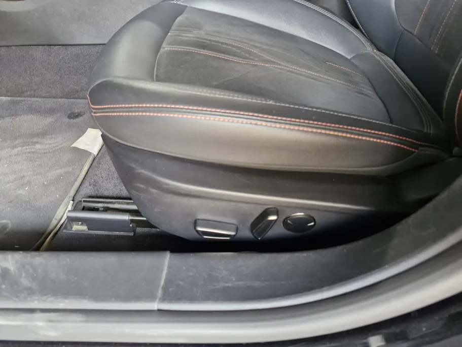 2023 Ford Taurus Titanium 