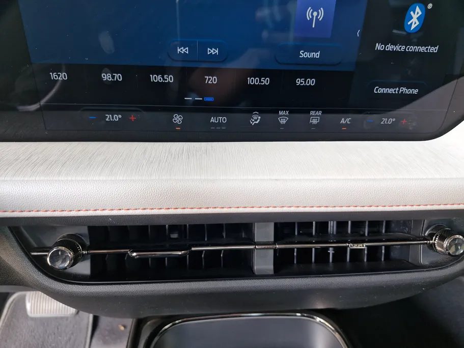 2023 Ford Taurus Titanium 
