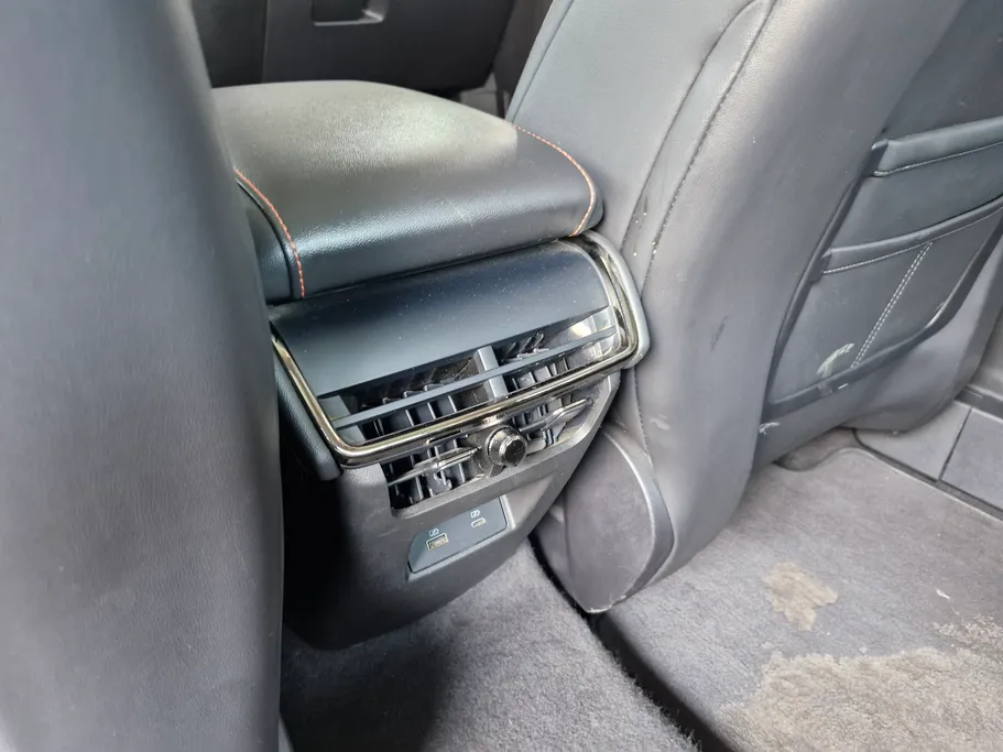 2023 Ford Taurus Titanium 
