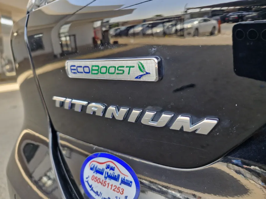 2023 Ford Taurus Titanium 