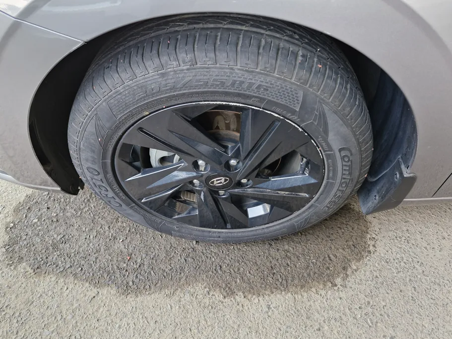 2023 Hyundai Elantra Smart 