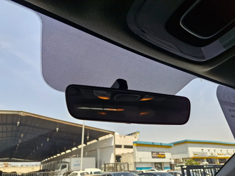 2023 Hyundai Elantra Smart 