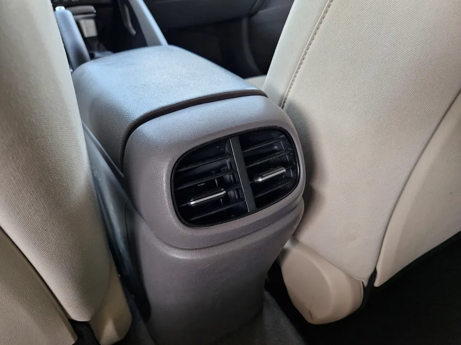 2023 Hyundai Elantra Smart 