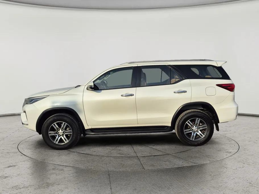 2021 Toyota Fortuner GX2 4x4 