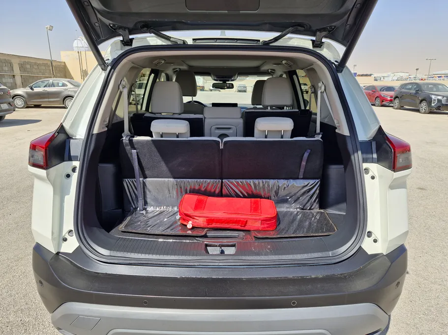 نيسان أكس تريل SV Plus 2023 