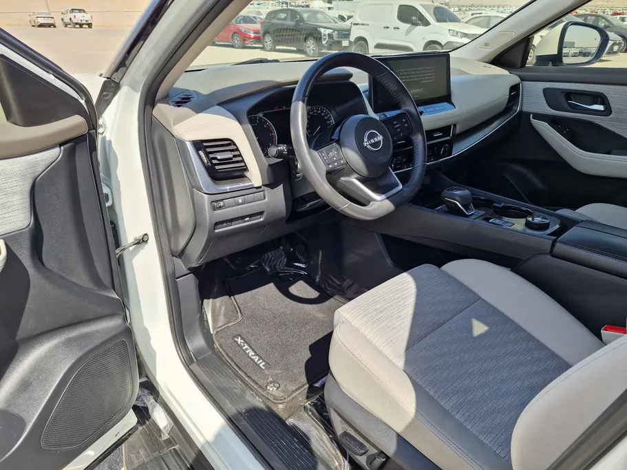 نيسان أكس تريل SV Plus 2023 