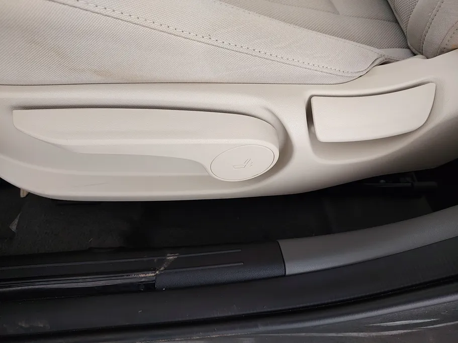 2023 Hyundai Elantra Smart 