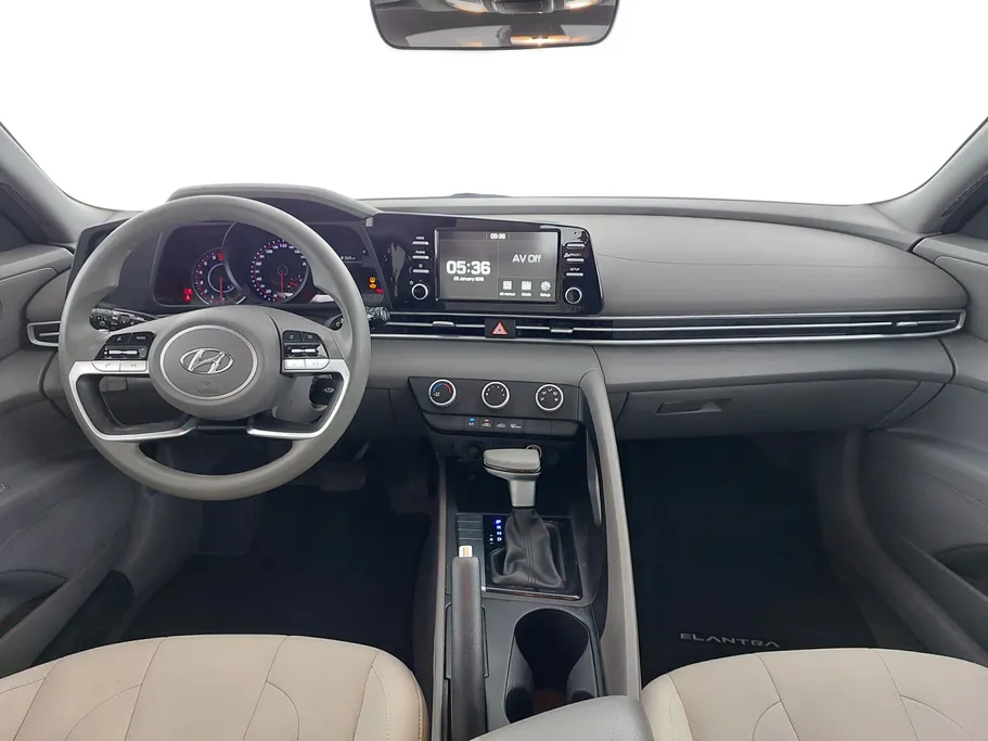 2023 Hyundai Elantra Smart 