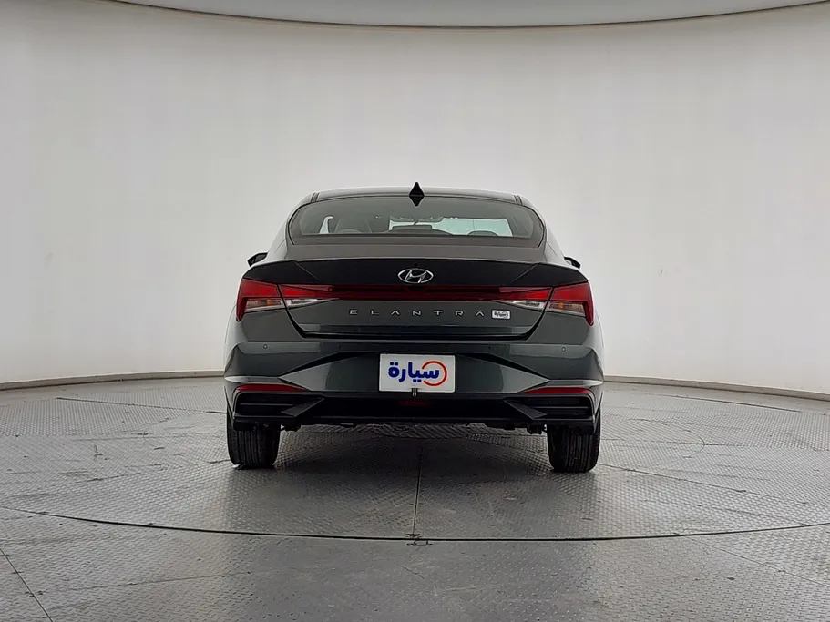 2023 Hyundai Elantra Smart 