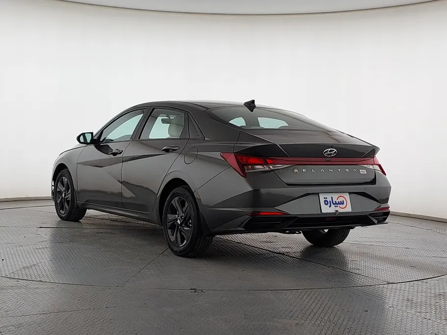 2023 Hyundai Elantra Smart 